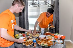 Homegating - A Spin On Gameday Tailgates | love 'n' labels www.lovenlabels.com