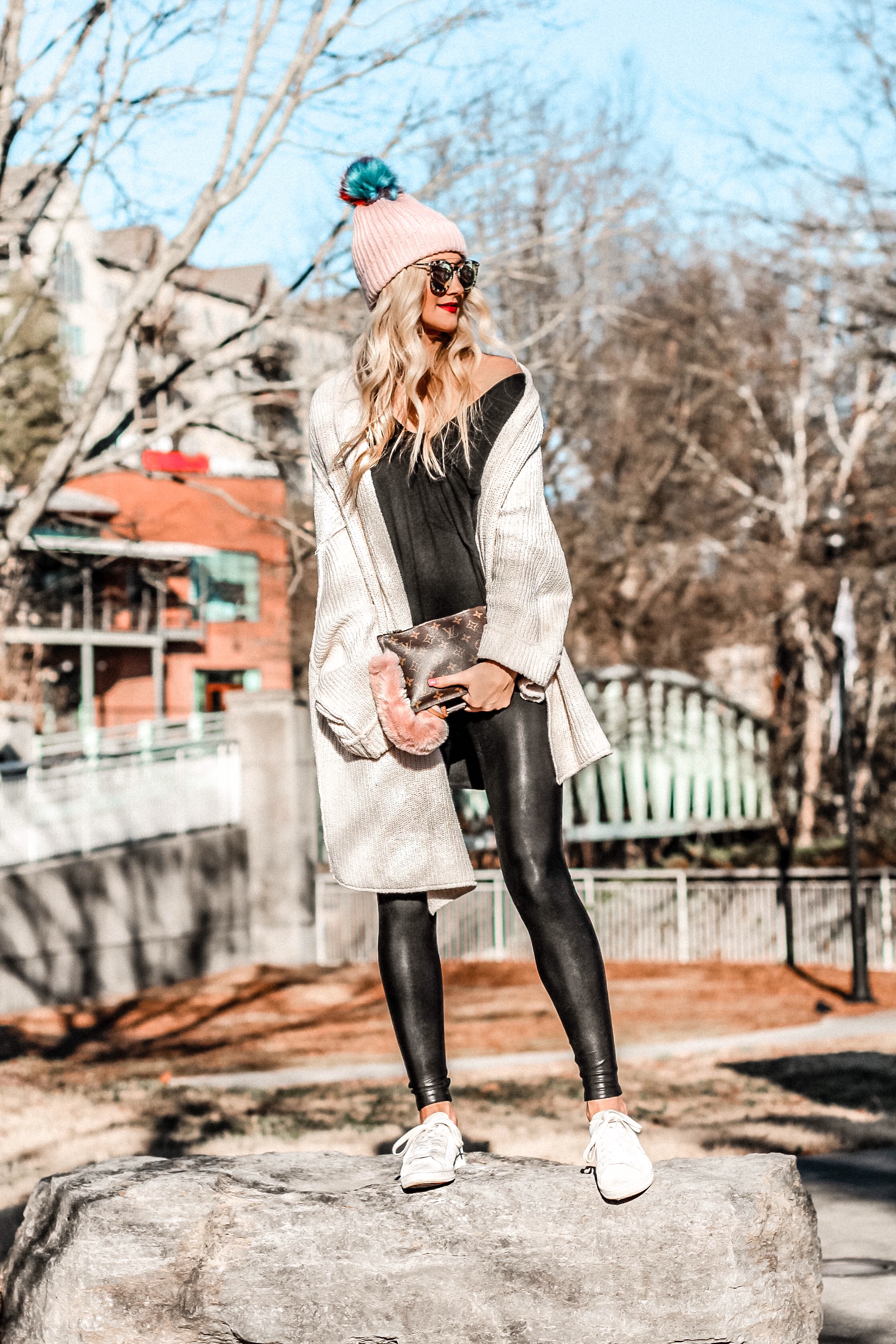 What To Wear With Faux Leggings